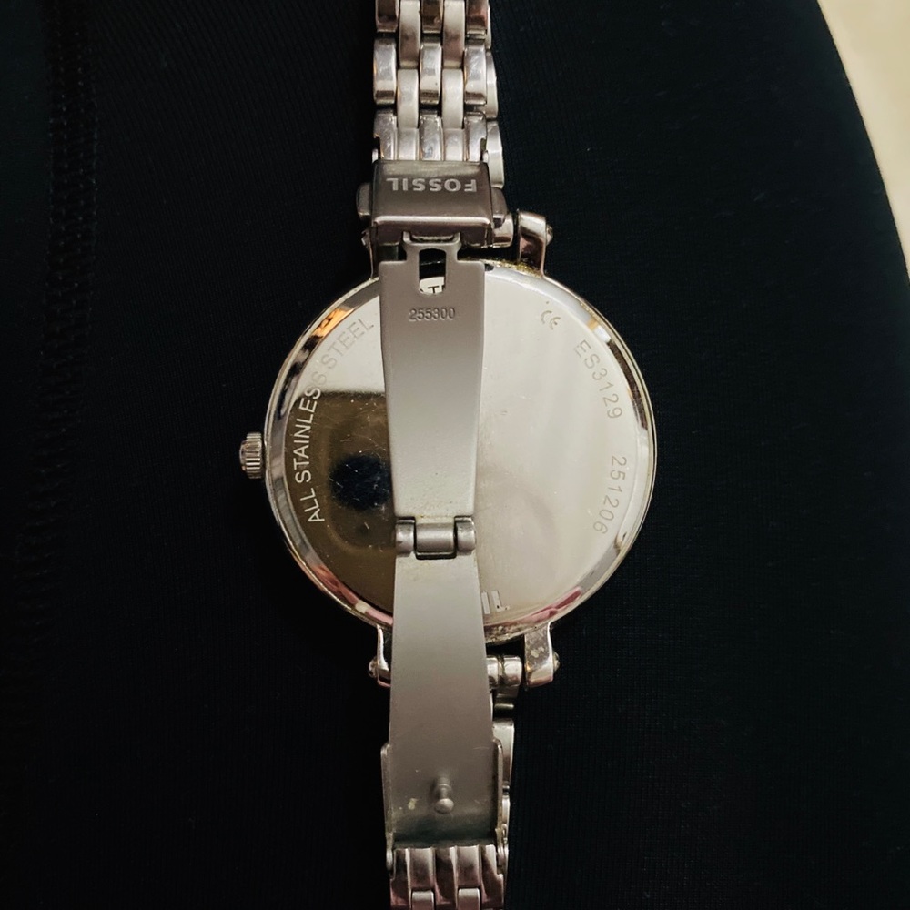 FOSSIl Watch - Picture 2 of 2